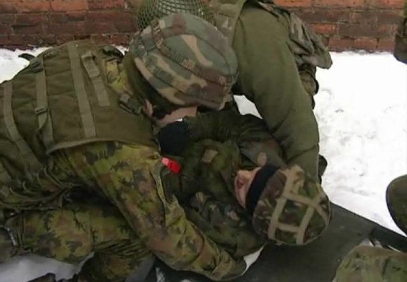 Paramedikų kurso devintoji laida dalyvavo lauko pratybose 
