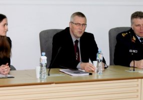 Karinių oro pajėgų vadas skaitė paskaitą Vytauto Didžiojo universiteto studentams - 1