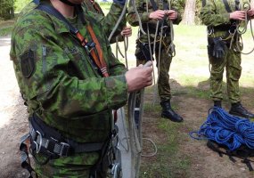 Dvylika Lietuvos didžiojo kunigaikščio Gedimino štabo bataliono karių baigė aukštalipio kursą - 1