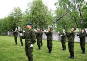 Garbės sargybos kuopos kariai Kariuomenės ir visuomenės šventėje parodys įspūdingą programą  - 1