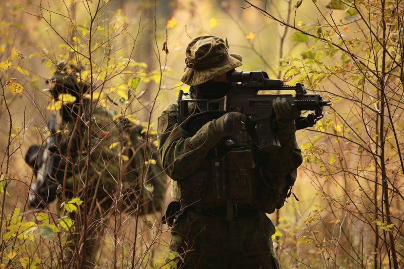 Lietuvoje vyko tarptautinės Specialiųjų operacijų pajėgų pratybos „Liepsnojantis kalavijas 12