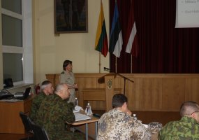 Baltijos šalių vyresnieji puskarininkiai seminare aptarė potrauminio streso sutrikimų keliamas... - 3