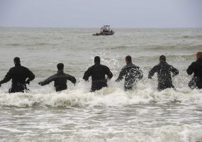 Lithuanian and Dutch combat divers ready Baltic coastline for debarkation operation  - 2