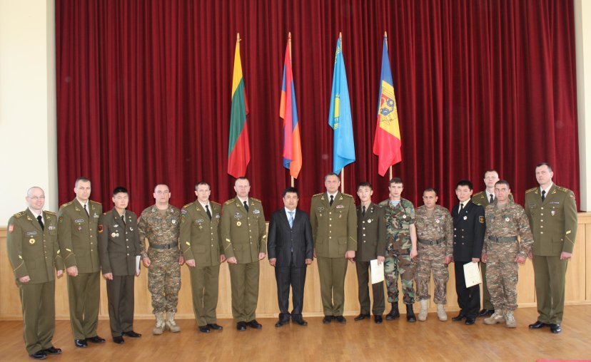 Lietuvos kariuomenės mokykloje - tarptautinio instruktoriaus kurso baigimo ceremonija