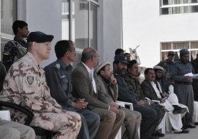 Afganistano pajėgų operacijos metu konfiskuota amunicija perduota nuginklavimo komitetui - 1