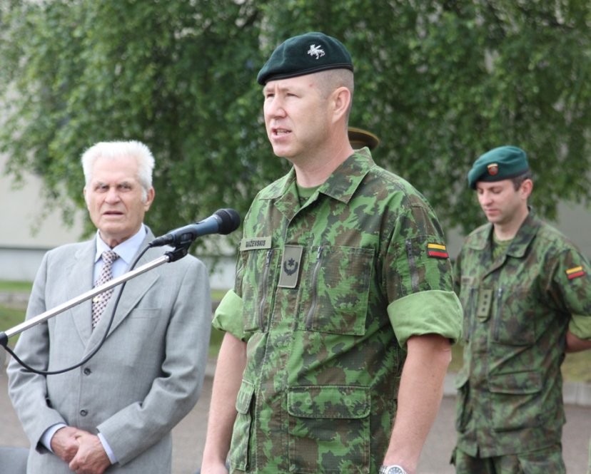 Minint pirmąsias Juozo Lukšos mokymo centro įkūrimo metines paskirtas naujasis viršininkas plk....