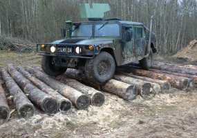 Per pusę šių metų Sausumos pajėgų Juozo Lukšos mokymo centre surengta per 80 kursų  - 1