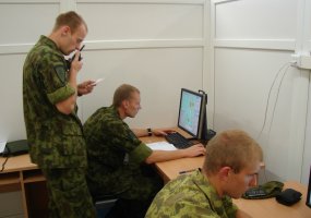 Taikos meto užduočių Operacinių pajėgų kariai treniravosi vykdyti gynybines operacijas  - 2