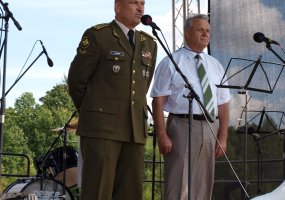 Karinių oro pajėgų kariai pagerbė Lietuvos lakūno Julijono Kumpikevičiaus atminimą - 4