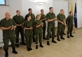 Sutikti iš Afganistano grįžę Lietuvos specialiosios misijos vadovo apsaugos grupės kariai  - 3