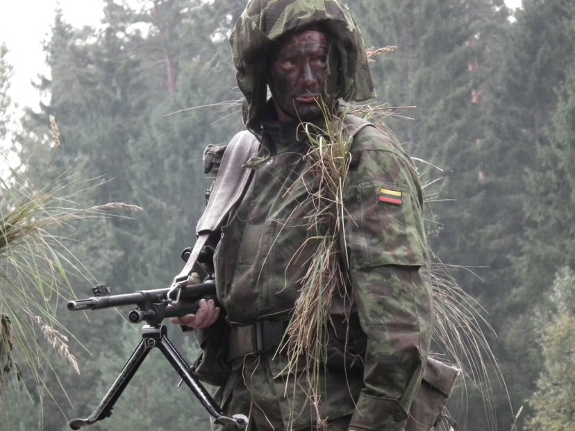 Mokymus, skirtus atnaujinti pagrindinius kario įgūdžius, baigė dar 90 rezervo karių