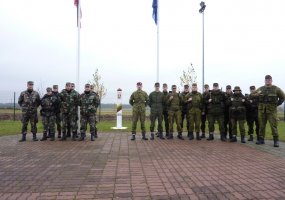 Kariai savanoriai ir pasieniečiai treniravosi kartu saugoti valstybės sieną - 4