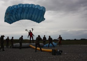 Parachutists of the Lithuanian Air Force brought home medals from France  - 4