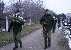 Birutės bataliono kariai paminėjo Vėlinių dieną  - 3