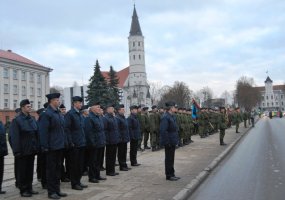 Šiauliuose kariuomenės dienos minėjimas palydėtas patrankos salvėmis - 2