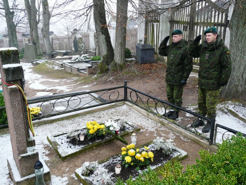 Pagerbtas tarpukario Lietuvos generolų P. Tamašausko ir J. Galvydžio-Bukausko atminimas 