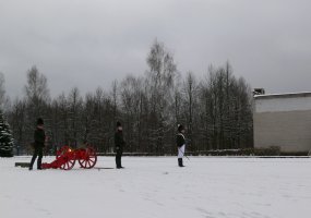 Artilerijos globėjos Šv. Barboros dienos metu atidengtas artileristų bareljefas - 2
