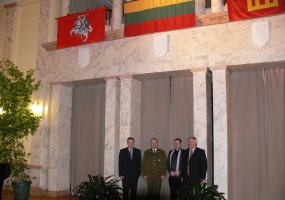 Artilerijos globėjos Šv. Barboros dienos metu atidengtas artileristų bareljefas - 3