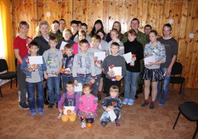 Logistikos valdybos kariai į vaikų globos namus įnešė šventinės šilumos - 3