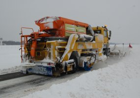 Prireikus Aviacijos bazė priimtų ir Kalėdų Senį  - 1