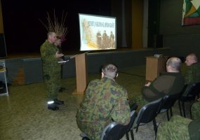 Sausumos pajėgų kariniai vienetai - istorinio ryšio tęsėjai ir tradicijų puoselėtojai - 2