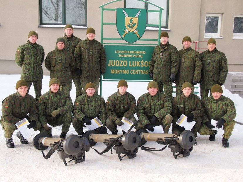 Sausumos pajėgų gretas papildė devyni kvalifikuoti „tankų naikintojai