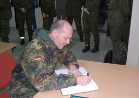 Lietuvoje lankėsi NATO Ryšių ir informacinių sistemų grupės vadas generolas majoras Thomas Franz  - 1