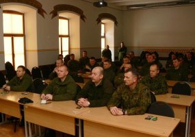 Sausumos pajėgų kariai gilino šaudybos, karybos ir istorijos žinias - 4