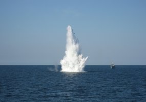 Preparations for the largest naval operation in 2013 underway - 3