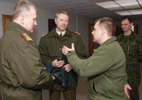 Lietuvos kariuomenės vadas lankėsi LKA Sausumos pajėgų štabo karininkų kursuose - 2