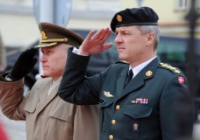 Lietuvoje lankėsi Danijos Karalystės kariuomenės vadas - 2