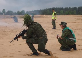 Šaulio kursą baigė 7-oji Sausumos pajėgų karių grupė - 4