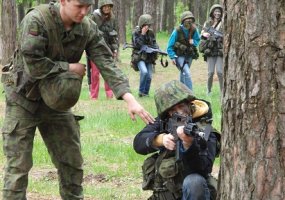 Patriotinės žygio dainos konkurso nugalėtojams Karo akademija įteikė prizą - 2