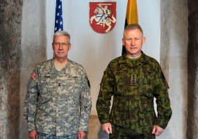 Pensilvanijos nacionalinės gvardijos vadas susitiko su Lietuvos kariuomenės vadu, lankėsi... - 4