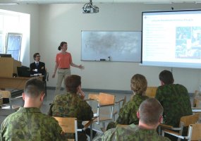 Civilių ir karių bendradarbiavimo kurse kariai mokėsi meno kariauti kitaip - 2