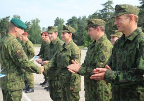 Kariai savanoriai sėkmingai baigė pėstininkų skyriaus vado - vyr. šaulio kursą - 4