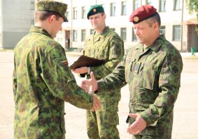 Kariai savanoriai sėkmingai baigė pėstininkų skyriaus vado - vyr. šaulio kursą - 5