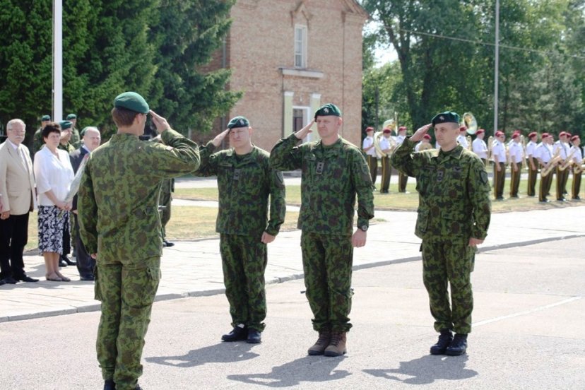 Vadų pasikeitimo ceremonija Mindaugo batalione