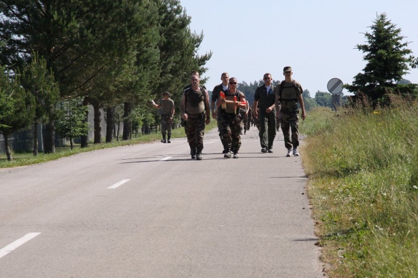 Prancūzijos ir Lietuvos karinių oro pajėgų karių piligriminis žygis