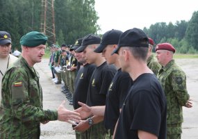 XXIII Savanorių žaidynėse triumfavo Prisikėlimo apygardos 6-oji rinktinė - 5