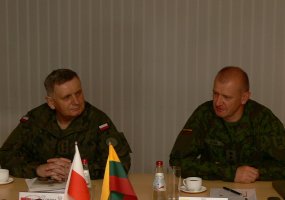 Lietuvoje oficialiu vizitu lankėsi Lenkijos Sausumos pajėgų vadas gen. ltn. Zbignevas Glovienka - 1