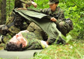 Karių savanorių pratybos pasižymėjo užduočių įvairove ir grupių tarpusavio kova   - 4