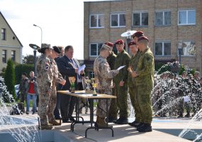 „Zemessardzes patrula 2013“ varžybose Lietuvos kariai užėmė trečią vietą - 3