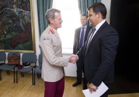 Krašto apsaugos viceministras ir kariuomenės vadas su aukštu NATO pareigūnu aptarė svarbius... - 3