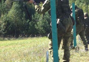 Juozo Lukšos mokymo centre aidėjo moderniųjų „kalavijų“ G-36 ugnies salvės - 2