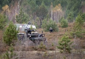 Birutės bataliono kariai pasirengę vykdyti šalies gynybą, baigėsi pratybos „Stiprus Ulonas 2013 - 2