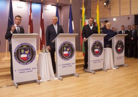 The most senior leadership of NATO and the Baltic States observed STEADFAST JAZZ 13  - 1