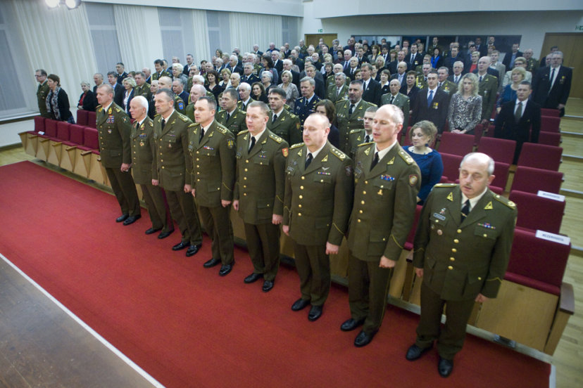 Vilniaus įgulos atsargos kariai minėjo Lietuvos kariuomenės atkūrimo 95-metį 