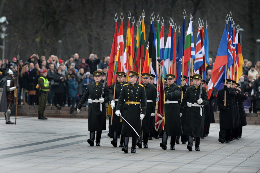Lithuanian Armed Forces Day events culminated in a celebratory parade and a march in Vilnius 