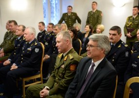 Į atsargą išlydėtas plk. Artūras Leita - 6